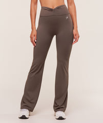 Twist Front Straight Leg Legging