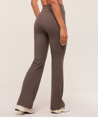 Twist Front Straight Leg Legging