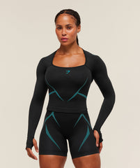 Apex Lift Seamless Long Sleeve Crop Top
