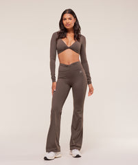 Twist Front Straight Leg Legging