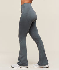 Vital Soft Flared Leggings